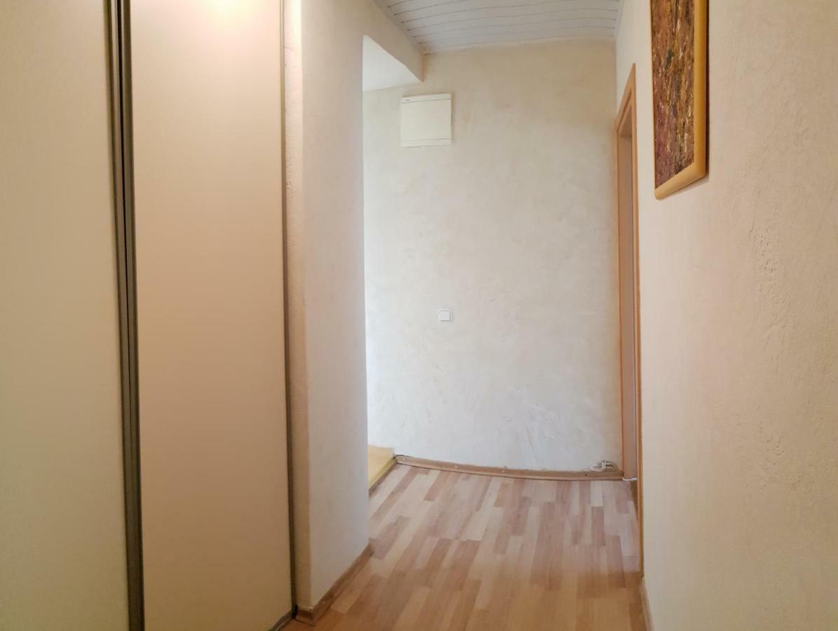 Taikos 24-7A Apartment นิดา ภายนอก รูปภาพ